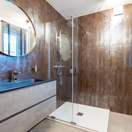 A La Fontaine - D'hotes En Famenne *