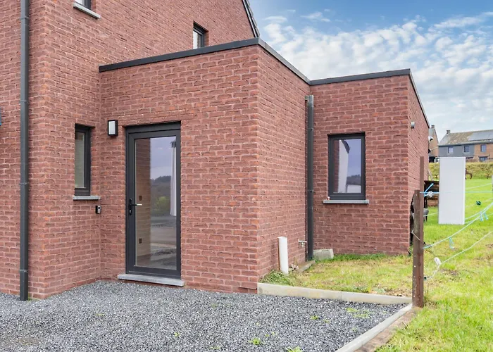 Couette-café A La Fontaine - D'hôtes En Famenne