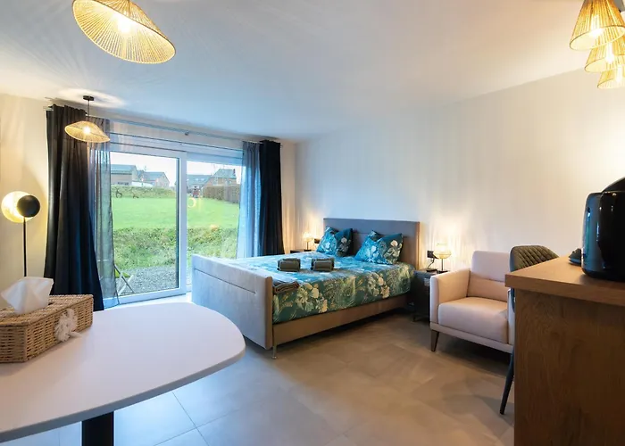 A La Fontaine - D'hotes En Famenne Bed & Breakfast *